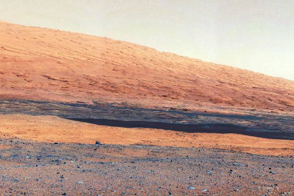 دریاچه ای باستانی در مریخ، احتمالاً موجب شکل گیری حیات بوده است